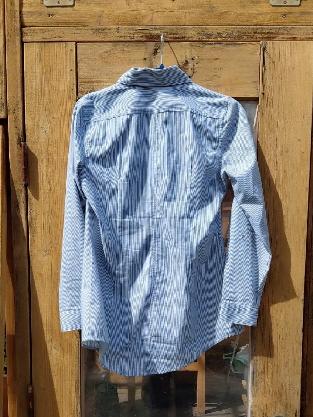 🔴 Signature by Larry Levine Light Blue Pinstripe Pleated Front Tunic - Picture 3 of 6